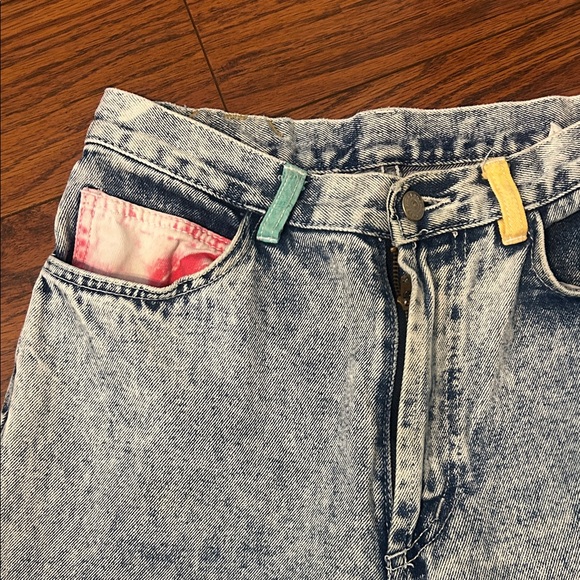 Vintage Freego Acid Wash Jeans. 9/10 but smaller. Light spots shown in pics - Picture 2 of 10